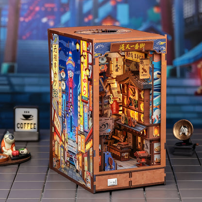 Tsutenkaku Ichiban Street - Book Nook