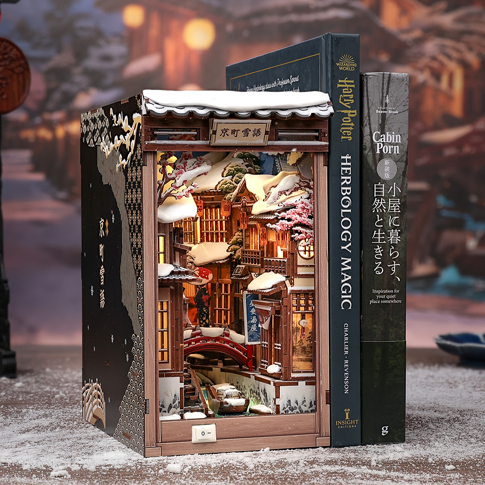 Book Nook Kyoto Snow Whisper - Japansk vinter stemning til din reol
