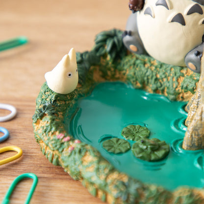 Totoro - Totoro ved vandpyt - Figur Blyantsholder