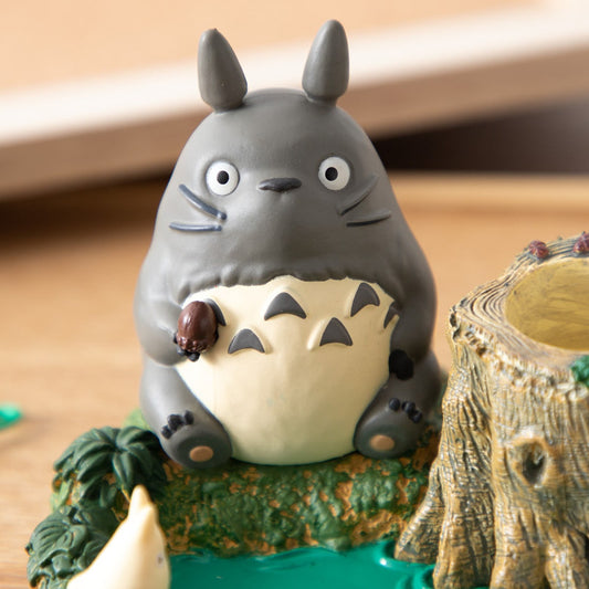 Totoro - Totoro ved vandpyt - Figur Blyantsholder