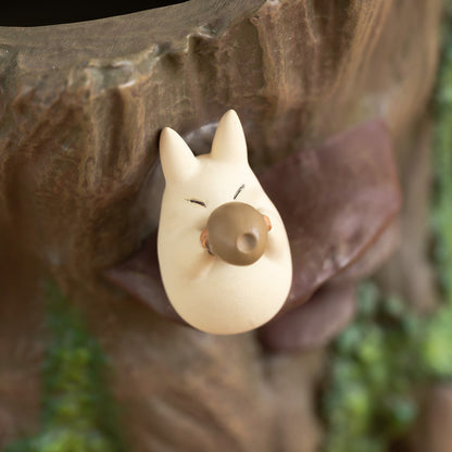 Totoro - Totoro med ocarina & træstammer Potteskjuler - Resin Figur