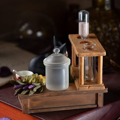 Kiki den lille Heks - Jiji diorama med sand-ur - Figur